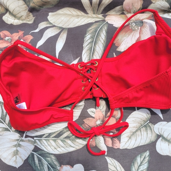 California Bikini Top Red Size Large Adjustable Gold Grommets ❤️ Super Cute - Picture 2 of 4